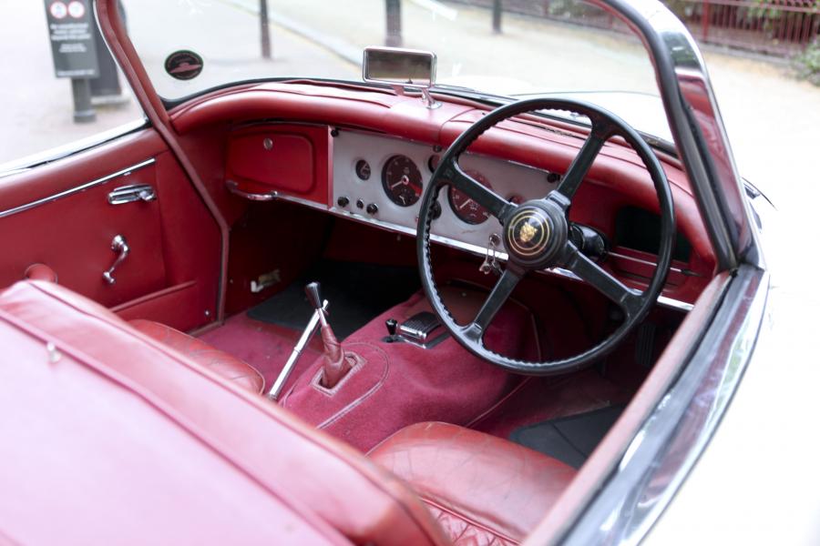  Jaguar XK150 S 3.8 Roadster 1959 года  (фото 9 из 11)